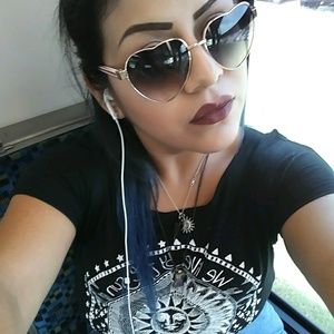 Meet your Posher, Nataly